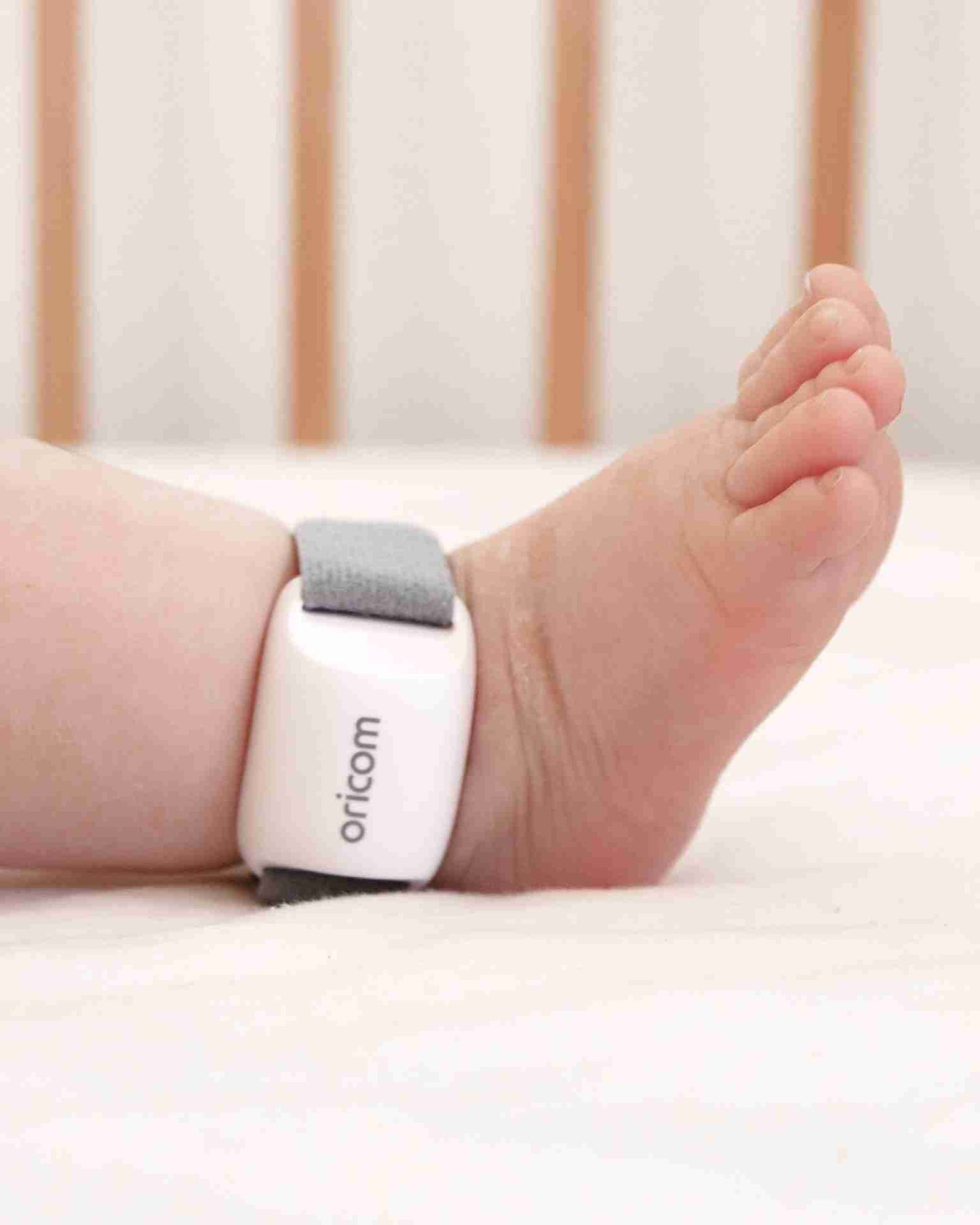 Oricom Wearable Sleep Tracker + Video Baby Monitor - OBHGPRO