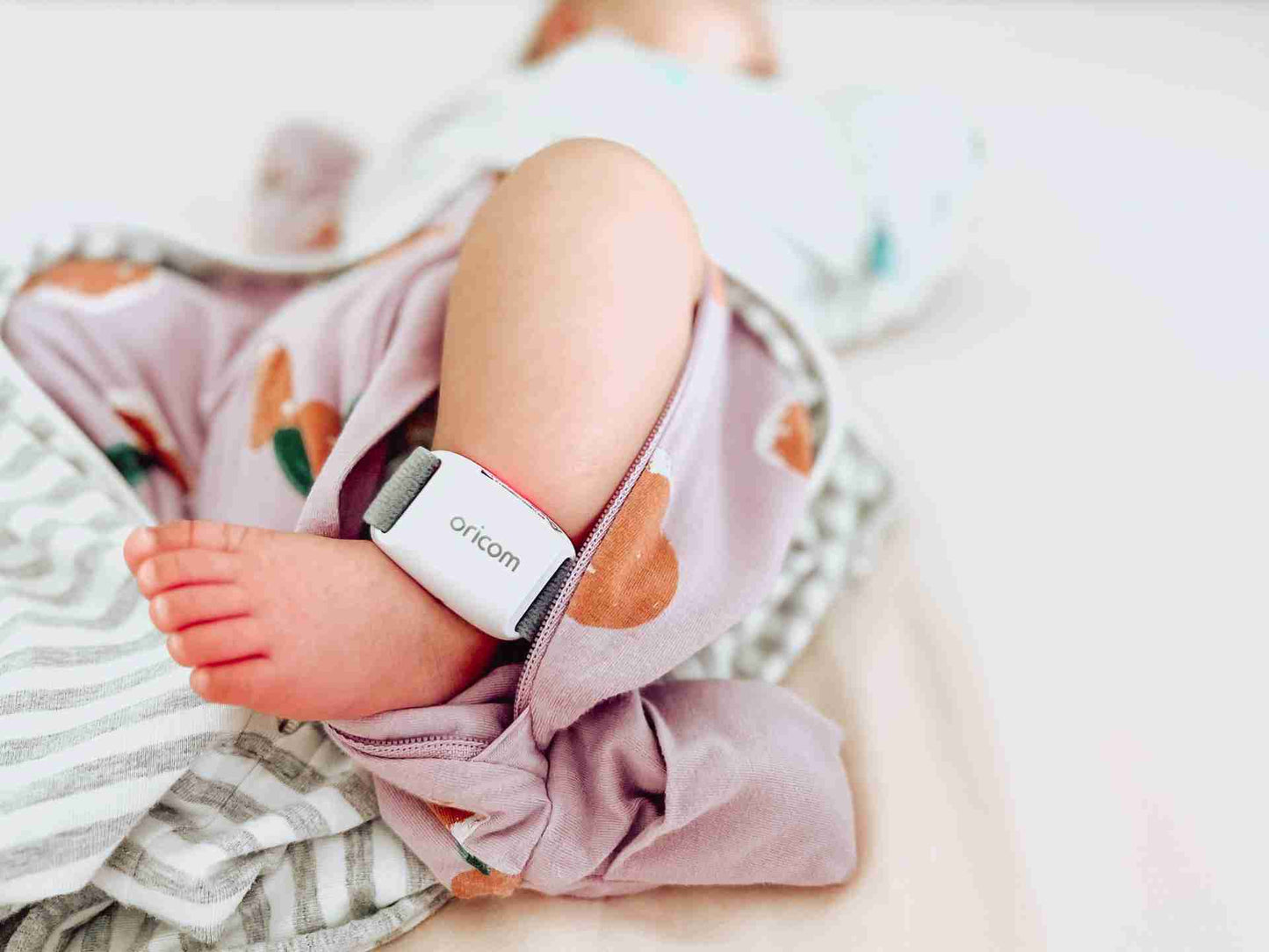 Oricom Guardian Plus Wearable Sleep Tracker & Smart Soother - OBHGPLUS