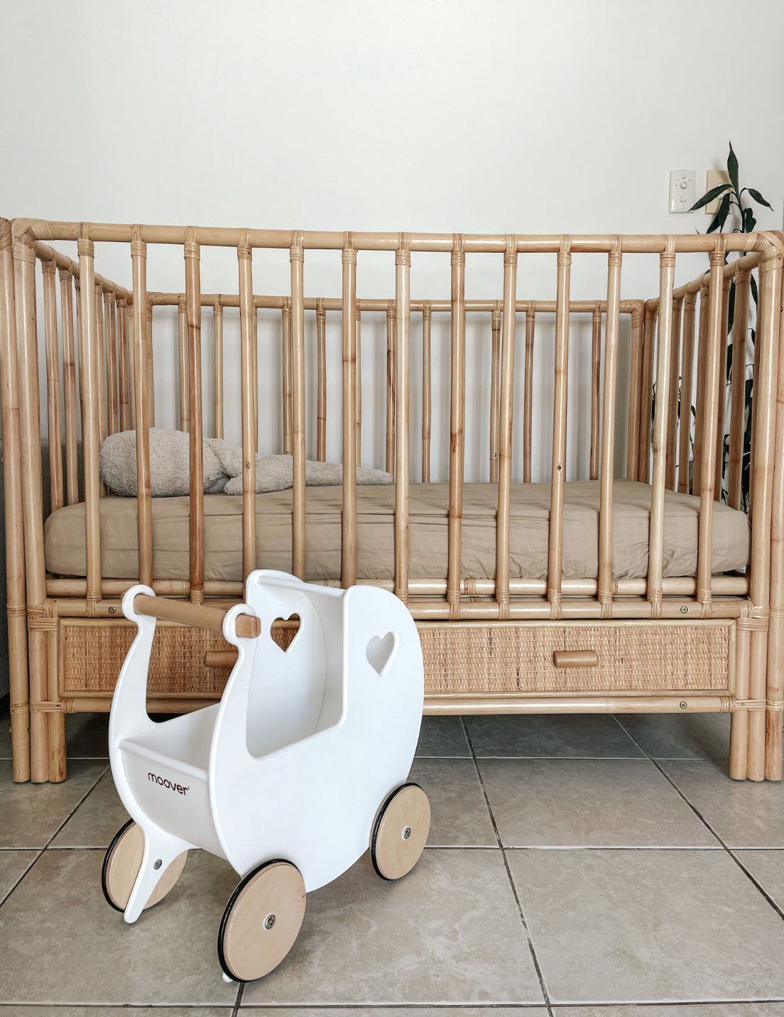 Classic Toy Pram - White - Moover